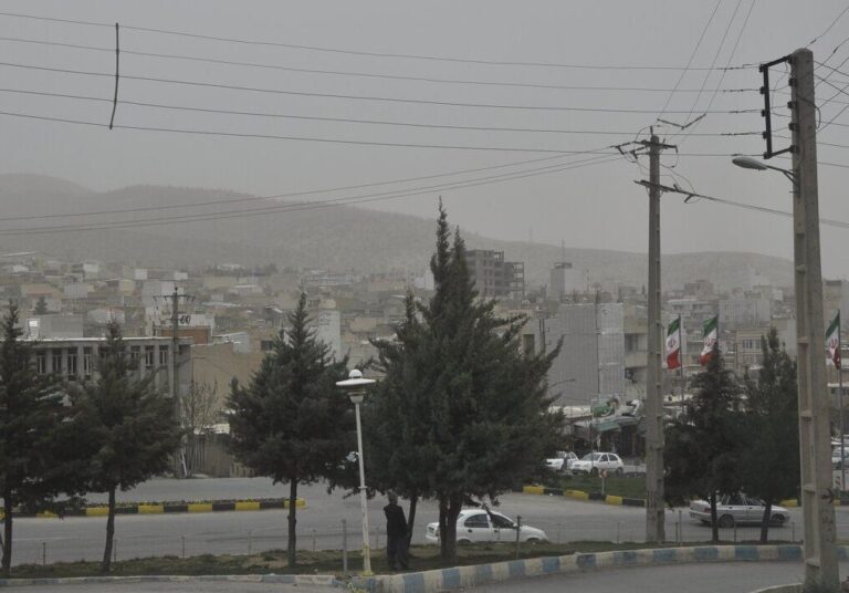 وزش باد شدید در خراسان جنوبی ادامه دارد_667d6a0fc9bb1.jpeg