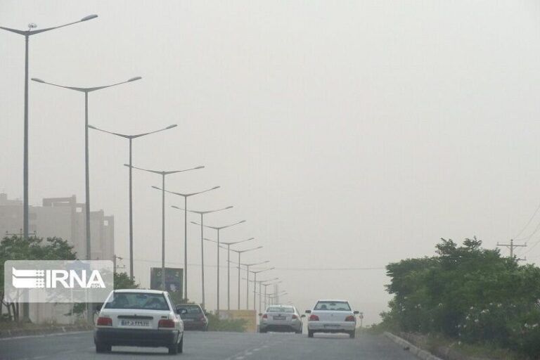 سرعت وزش باد در چوپانان و انارک اصفهان به ۵۶ کیلومتر بر ساعت رسید_669281290a5a2.jpeg