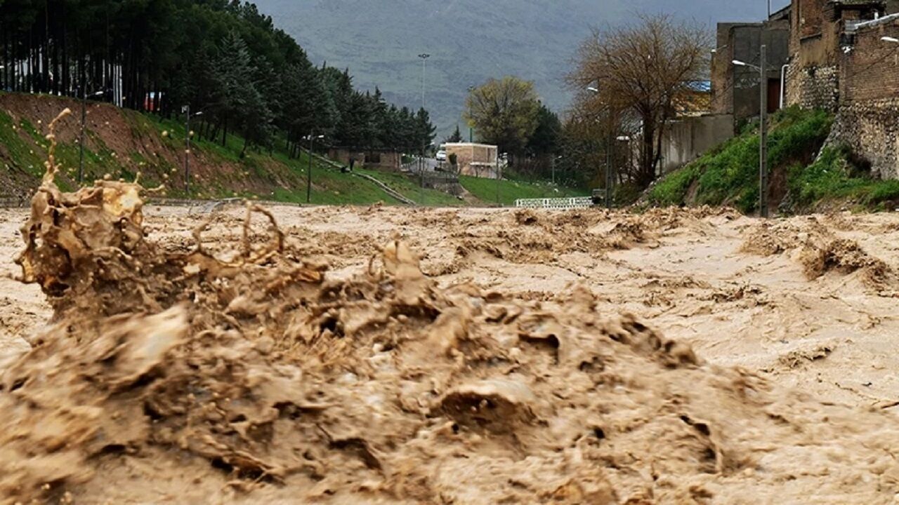 تداوم باد و باران در مازندران/ هشدار طغیان رودخانهها_66eeb1464ea06.jpeg