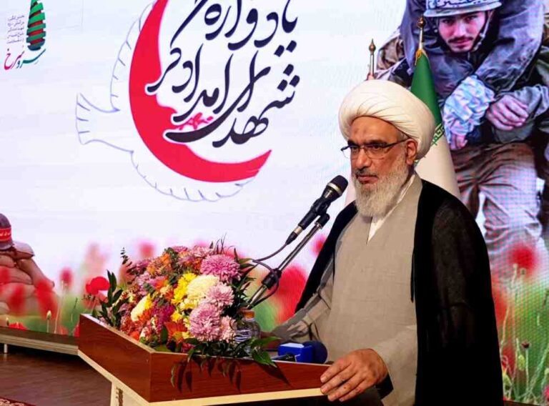 امام جمعه بوشهر:نقش امدادگران در جبهه مقاومت برجسته است_673d0485064af.jpeg