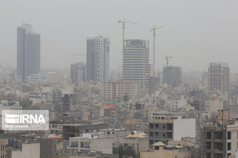 سایه سنگین یازدهمین روز پیاپی آلودگی هوا بر سر کلانشهر مشهد_6773abc7758a2.jpeg