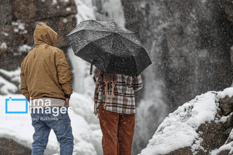 بارش برف و باران در راه اصفهان_678eb278c89f3.jpeg
