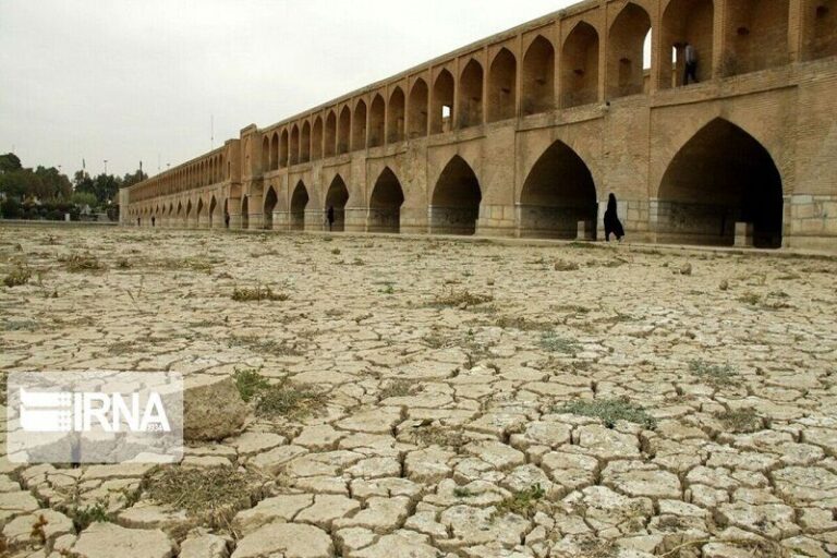 شهردار اصفهان: علائم حیاتی این کلانشهر در معرض خطر است_677ed2a116713.jpeg