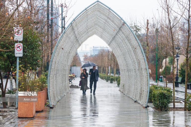 هوای تهران همچنان آلوده است؛ فعالیت سامانه بارشی از فردا_67967f52c698b.jpeg