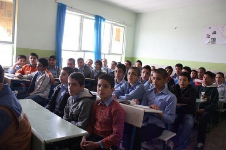 برنامه آموزشی برای جبران تعطیلی مدارس در استان مرکزی تدارک شد_67a1b42866480.jpeg
