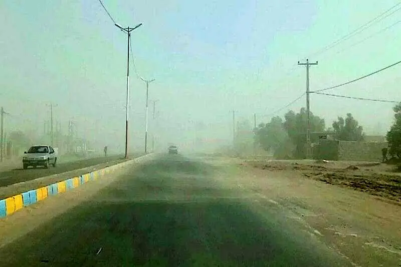 پیش بینی توفان و گرد و خاک برای روز جمعه در یزد_68ba7ca1ef7f3.webp