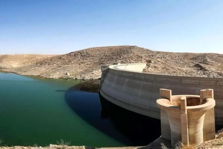 آبفا: ذخیره سدهای تهران به ۵ درصد رسید؛ وضعیت آبی پایتخت قرمز و نگران‌کننده است/دستگاه‌های اجرایی موظف شده‌اند مصرف آب خود را ۲۵ درصد کاهش دهند_690d11405f9fd.webp