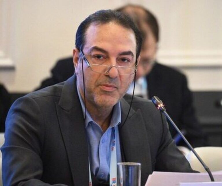 معاون وزیر بهداشت: باید از مردم عذرخواهی کنیم که این بلاها را سرشان می‌آوریم_69288ed0b569c.jpeg