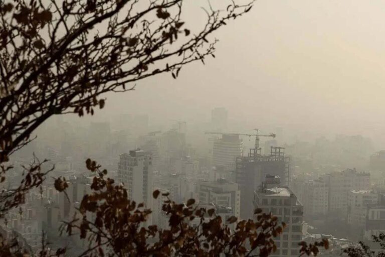 آلودگی فراگیر در کشور؛ نقشه ایران قرمز شد | سامانه جوی هوای شهرها را پاک می‌کند؟_69516dad3e8fa.jpeg