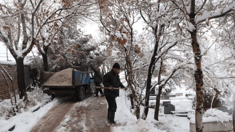 برف و باران در این استان ها | تهران یخ می زند_694cd0118fb55.jpeg