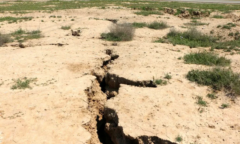 غوغای فرونشست در ایران / فرونشست در تهران دو برابر شد_69390816285cd.webp