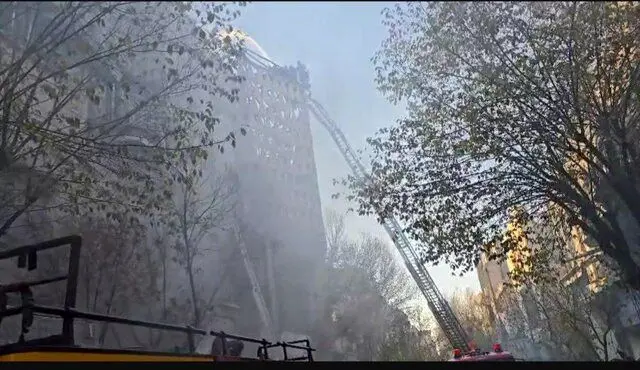 چند عکس از سینمای قدیمی در لاله‌زار که امروز در آتش سوخت_693ef41876f18.webp