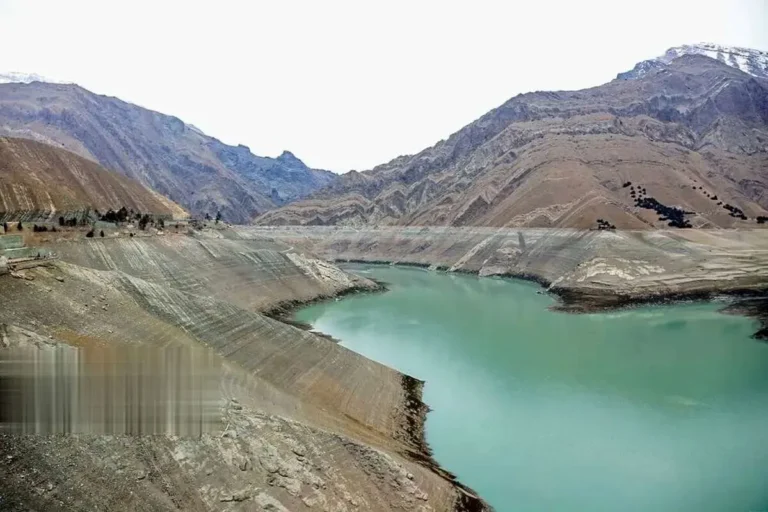 ۴ سد تهران فقط ۸درصد آب دارند؛ چرا کشور دچار خشکسالی شد؟_692ee7c09790c.webp