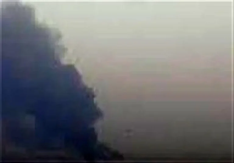 ماجرای مشاهده دود غلیظ در آسمان قم چیست؟_697e3c5713ce6.webp