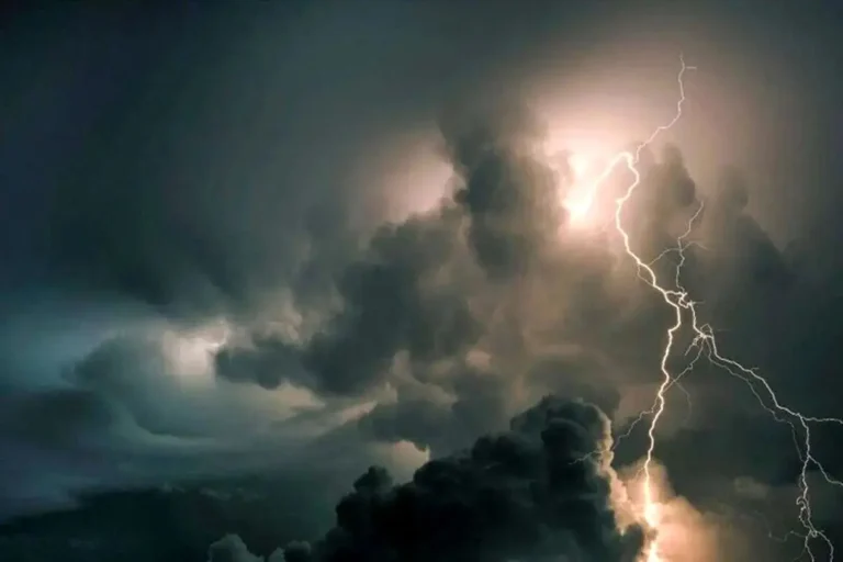 پیش‌بینی آب‌وهوای همدان در چند روز آینده_695675ab263ca.webp