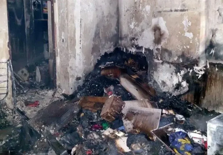 ۳ مصدوم در آتش سوزی واحد مسکونی مهرویلای کرج_697c419b4eab4.webp