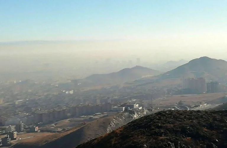 پیش بینی هوای قم فردا پنجشنبه ۲۳ بهمن/ پایان هفته غبارآلود در استان_698c833263505.webp